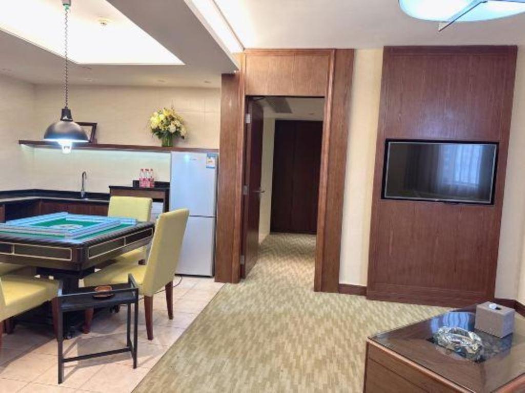 New Regent Hotel 恵州市 エクステリア 写真