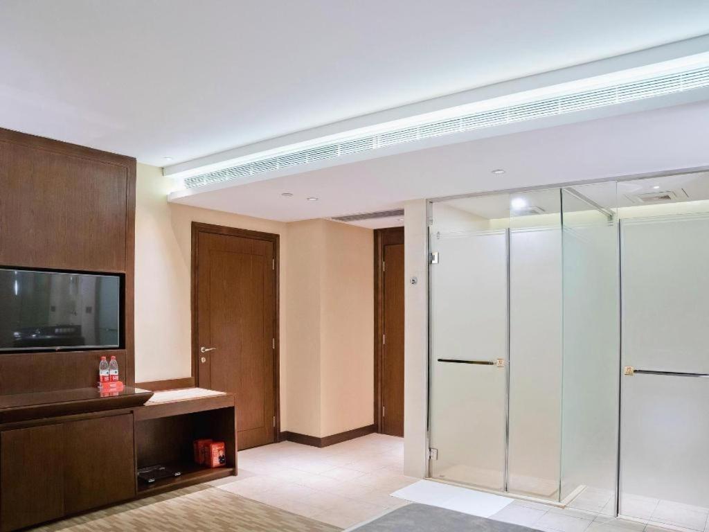 New Regent Hotel 恵州市 エクステリア 写真